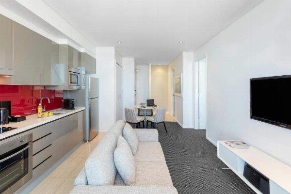 Meriton Suites Campbell Street image 13