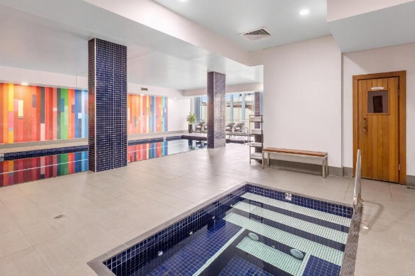 Meriton Suites Campbell Street image 30